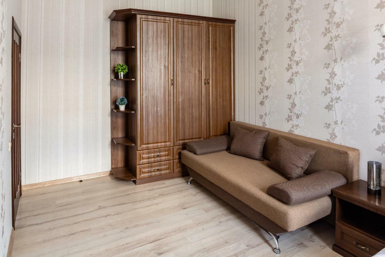 Alfa Apartments Kniazia Romana 11 Lviv Buitenkant foto